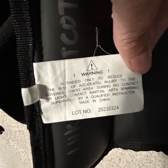 ATA Children’s L Padded Vest Taekwondo Martial Arts Black Sparring Chest Protect - Picture 5 of 13